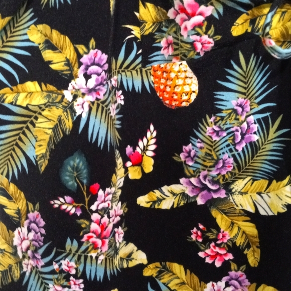 🧁B2G1🧁 Forever 21 + Black Bodycon Dress with Tropical Floral Fruit Print - Picture 4 of 7